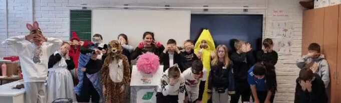 Veselo maškarano ludilo u 4.a